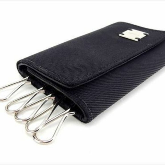 Fendi Key holder Key case Black Silver Woman unisex Authentic Used T7410 - Picture 6 of 7